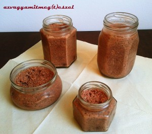 Diós-mazsolás quinoa puding