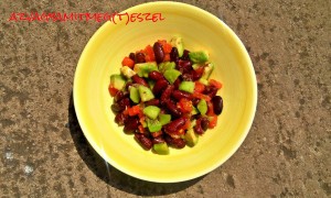 Mexikói vörösbab saláta
