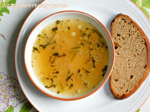Sült fokhagyma leves